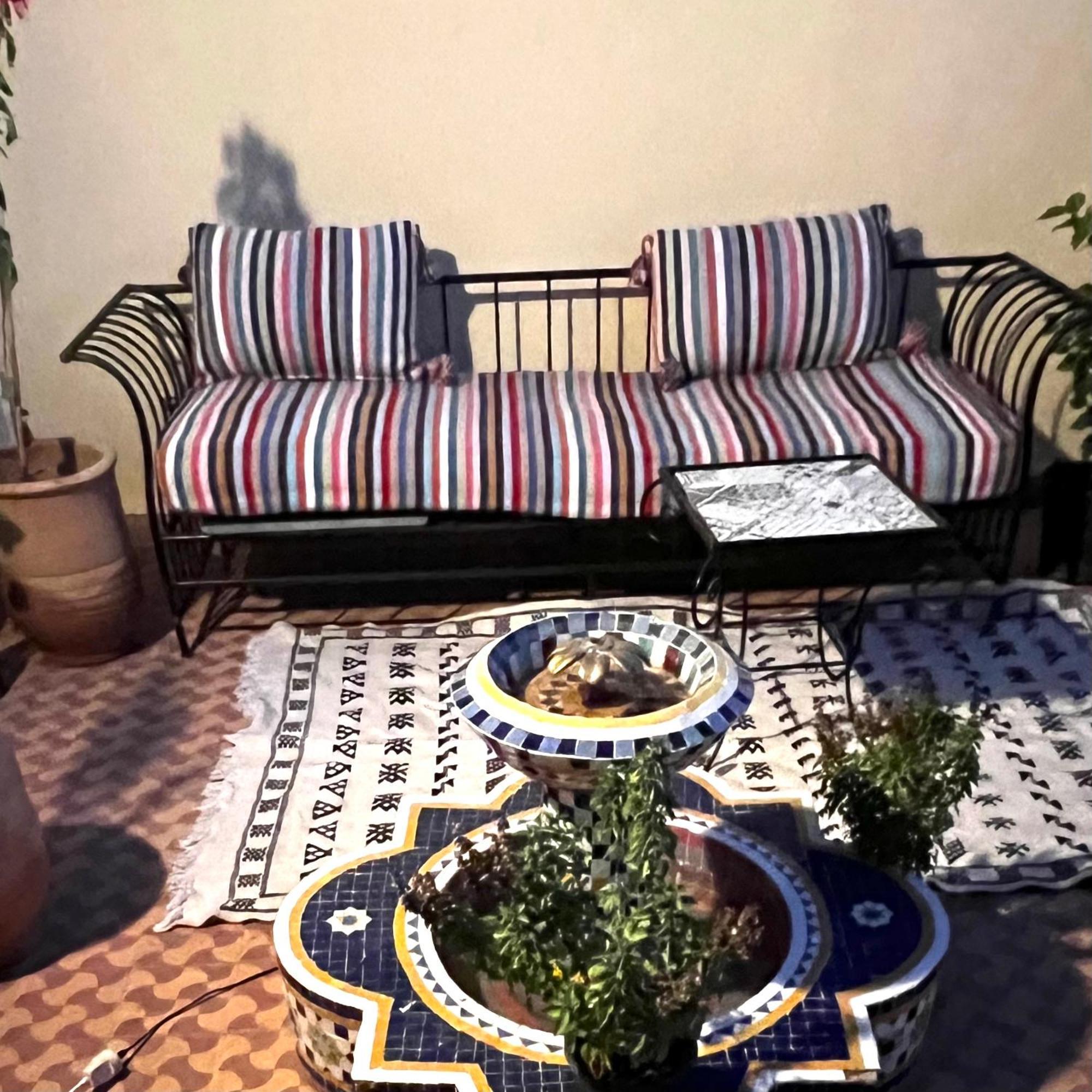 Appartement Proche Aeroport, Dar Nahila 马拉喀什 外观 照片